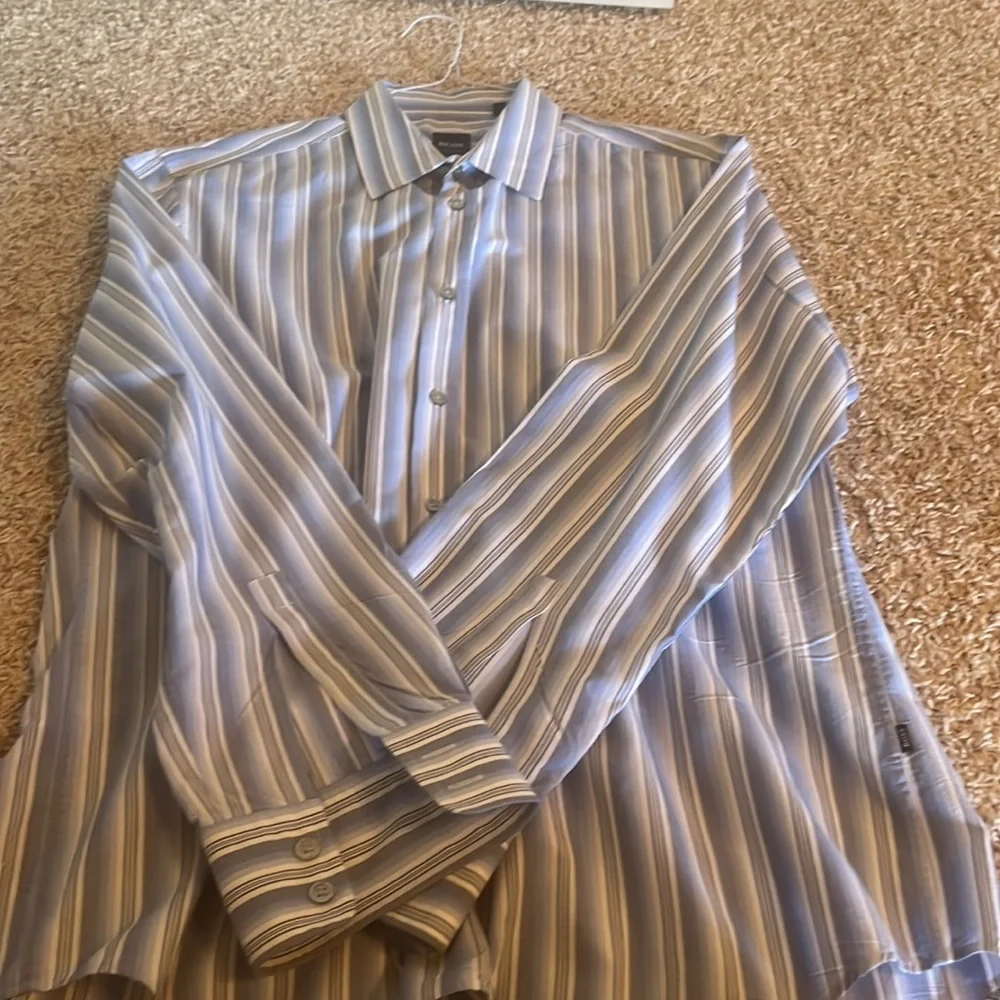 Boss button down - Picture 3 of 5